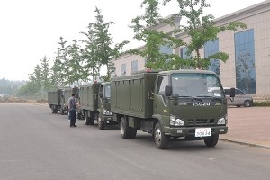 軍品車